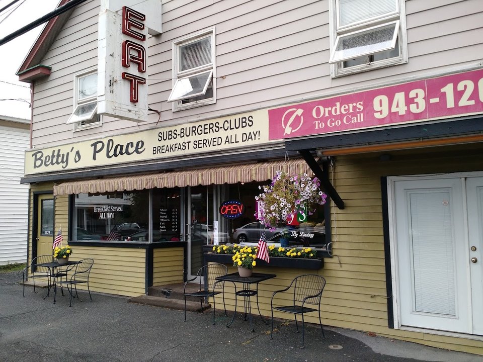 Restaurant exterior on Main Street in Catskill.
